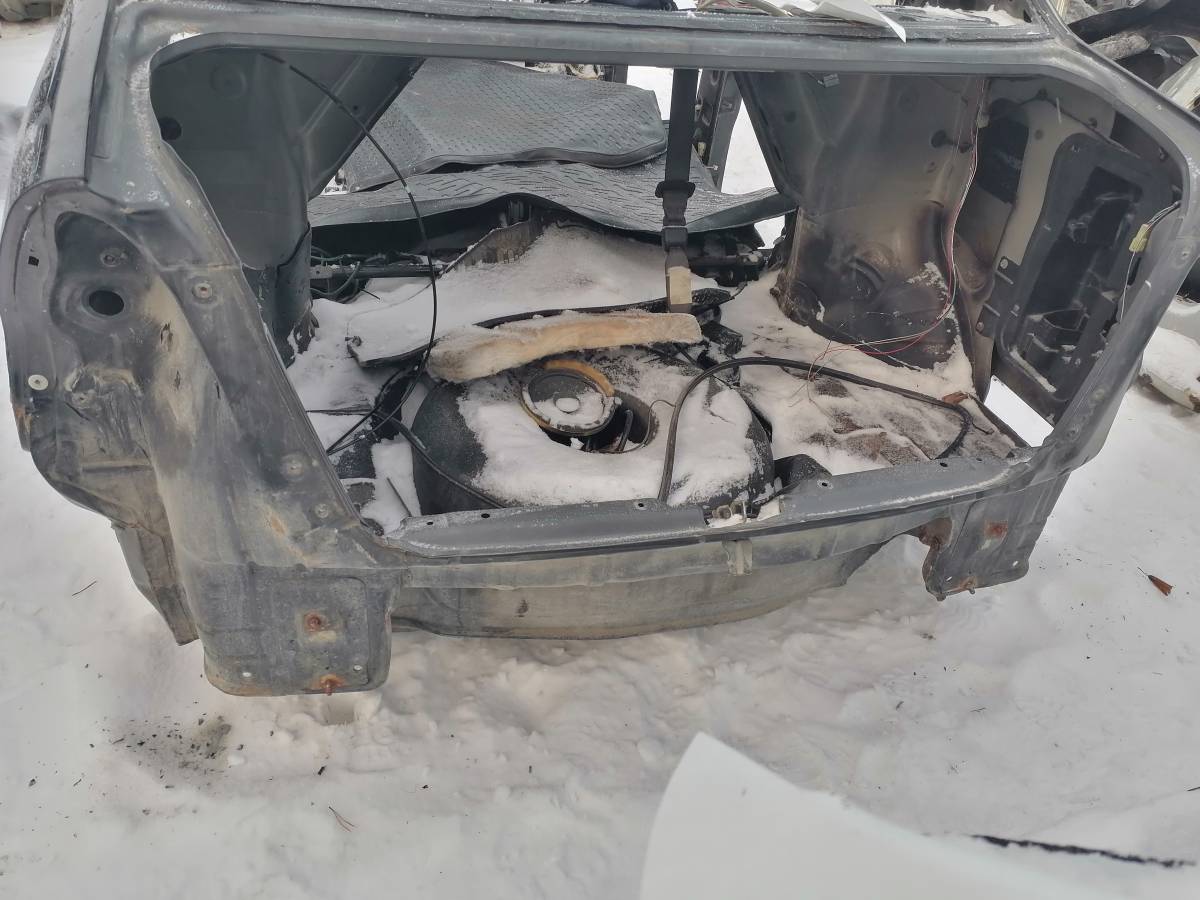 Панель задняя Suzuki Liana 2001-2007