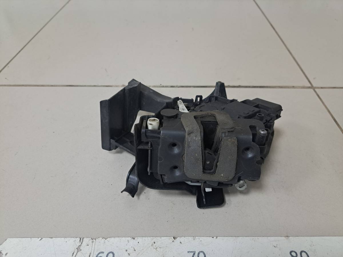 Замок двери задней левой Ford Mondeo 4 2007-2015