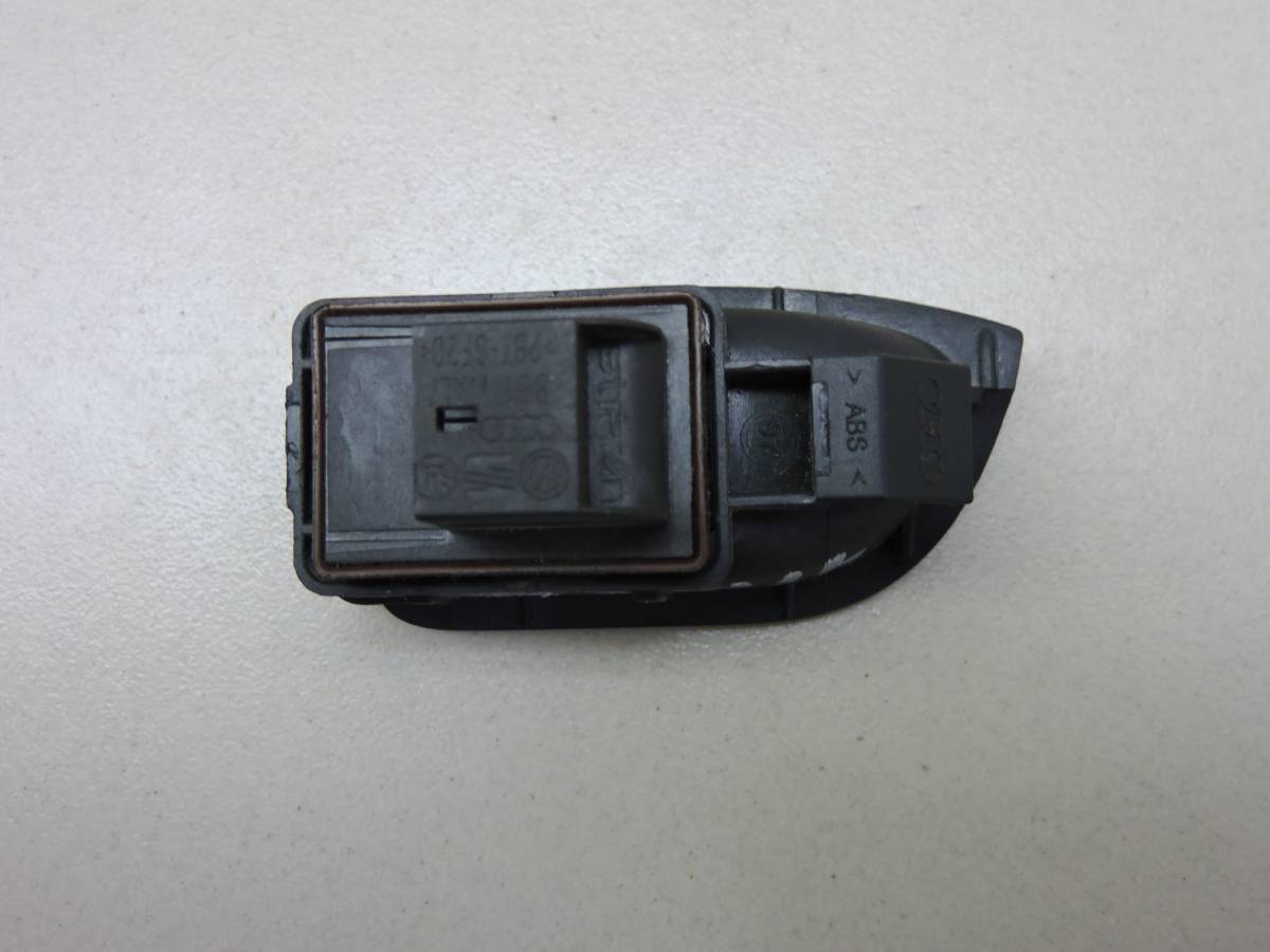 Кнопка открывания багажника Audi A4 (B8) 2007-2015