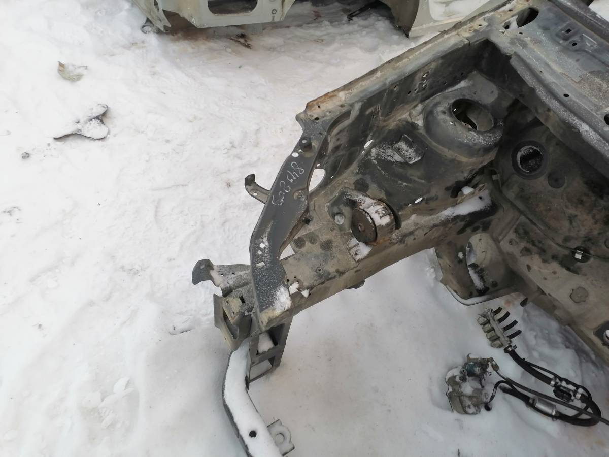 Лонжерон передний правый Suzuki Liana 2001-2007
