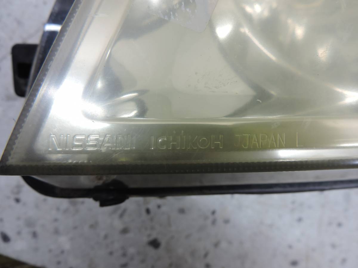 Фара левая Nissan Liberty (M12) 1998-2004