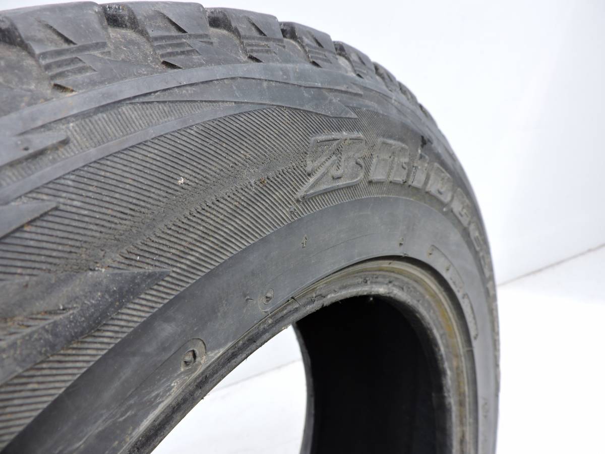 Шины R17 Зимние нешипованные Bridgestone Blizzak DM-V1