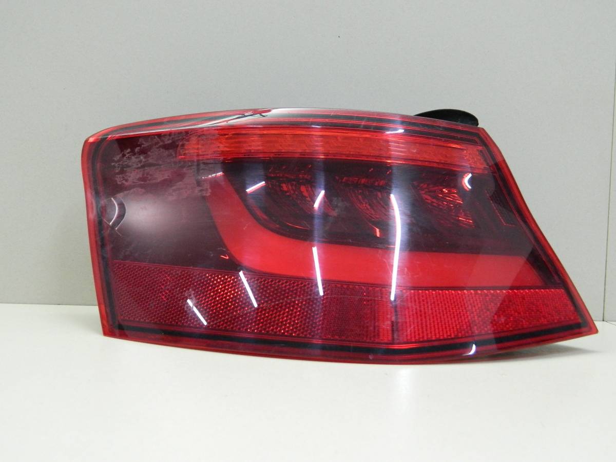 Фонарь задний наружный левый Audi A3 (8V) 2013>