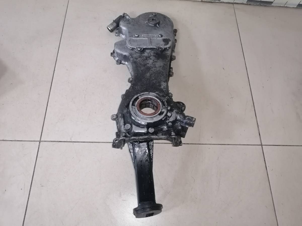 Крышка двигателя передняя Opel Astra H / Family 2004-2015