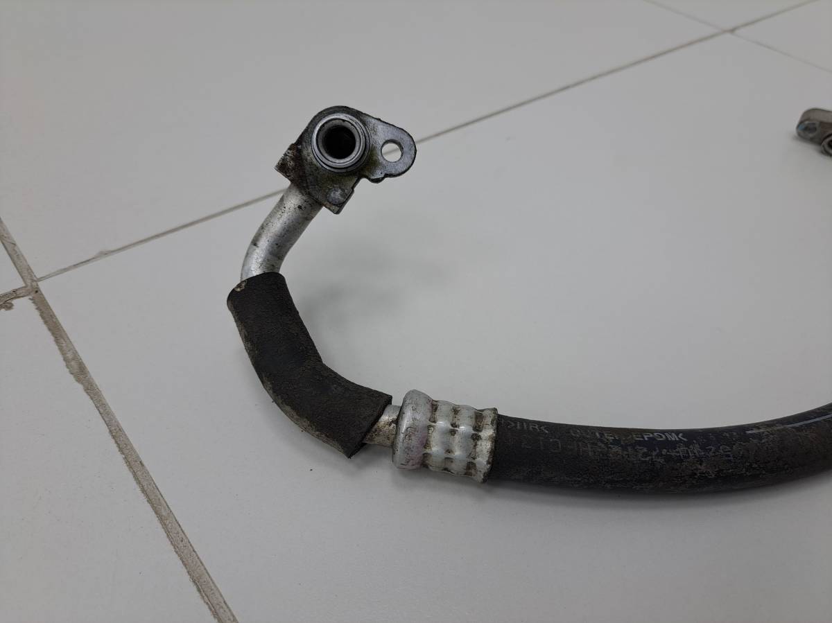 Трубка кондиционера Toyota Land Cruiser Prado (J120) 2002-2009 Трубка кондиционера Toyota Land Cruiser Prado (J120) 2002-2009