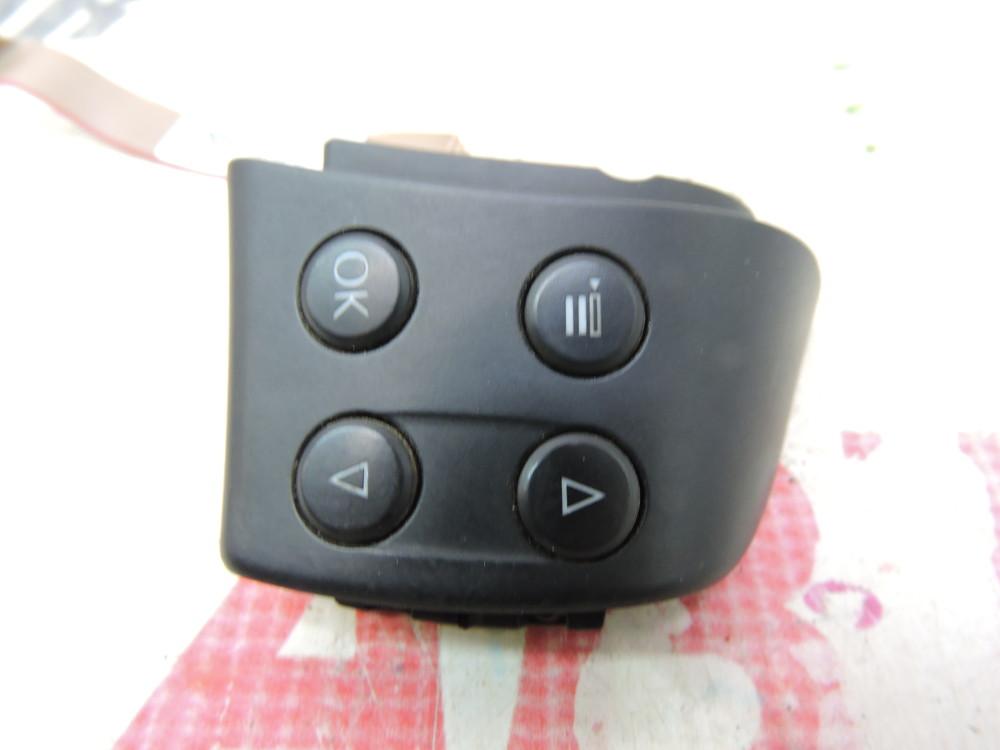 Кнопка многофункциональная для Volkswagen Golf 5 (1K) 2003-2009