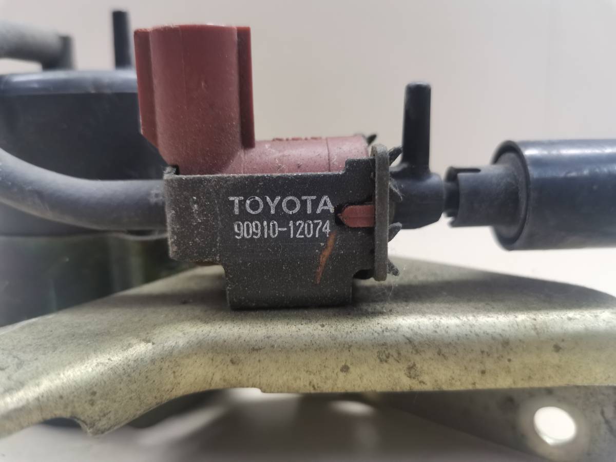 Клапан вакуумный Toyota 4Runner (N130) 1987-1995