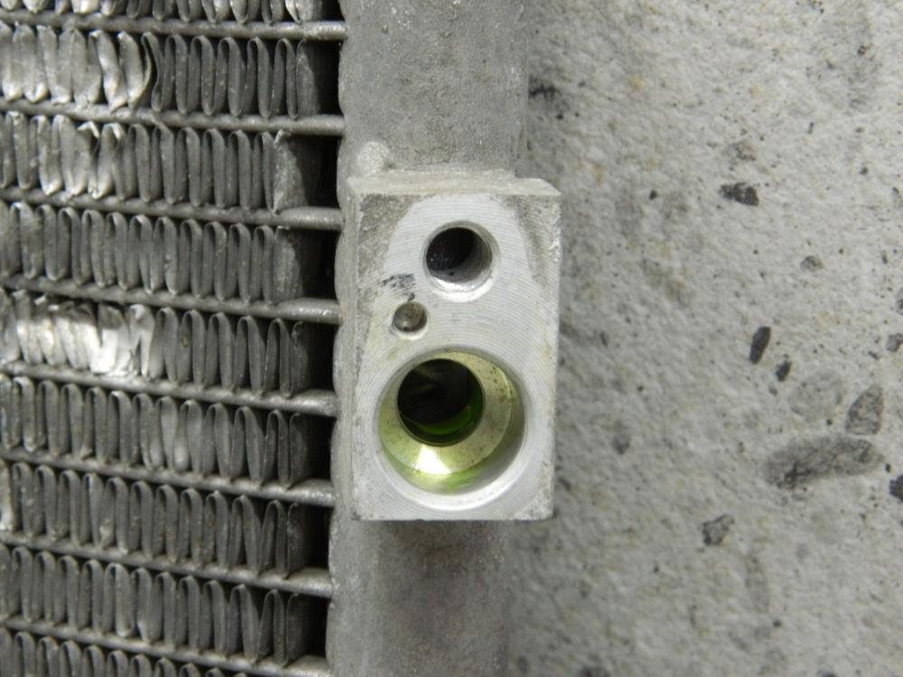 Радиатор кондиционера (конденсер) для Nissan Bluebird (U14) 1996-2001