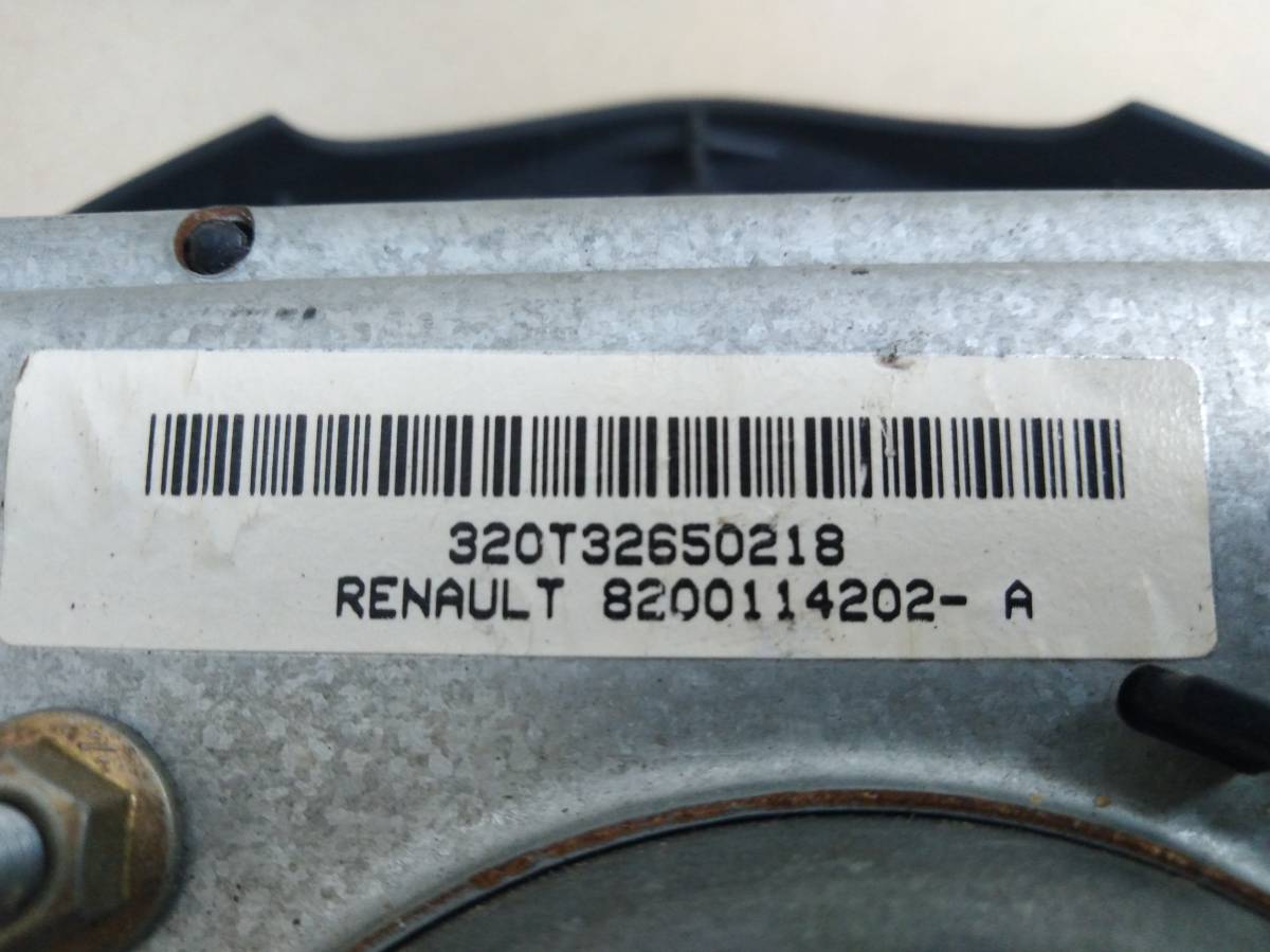 Подушка безопасности в рулевое колесо Renault Symbol (1) 2001-2008
