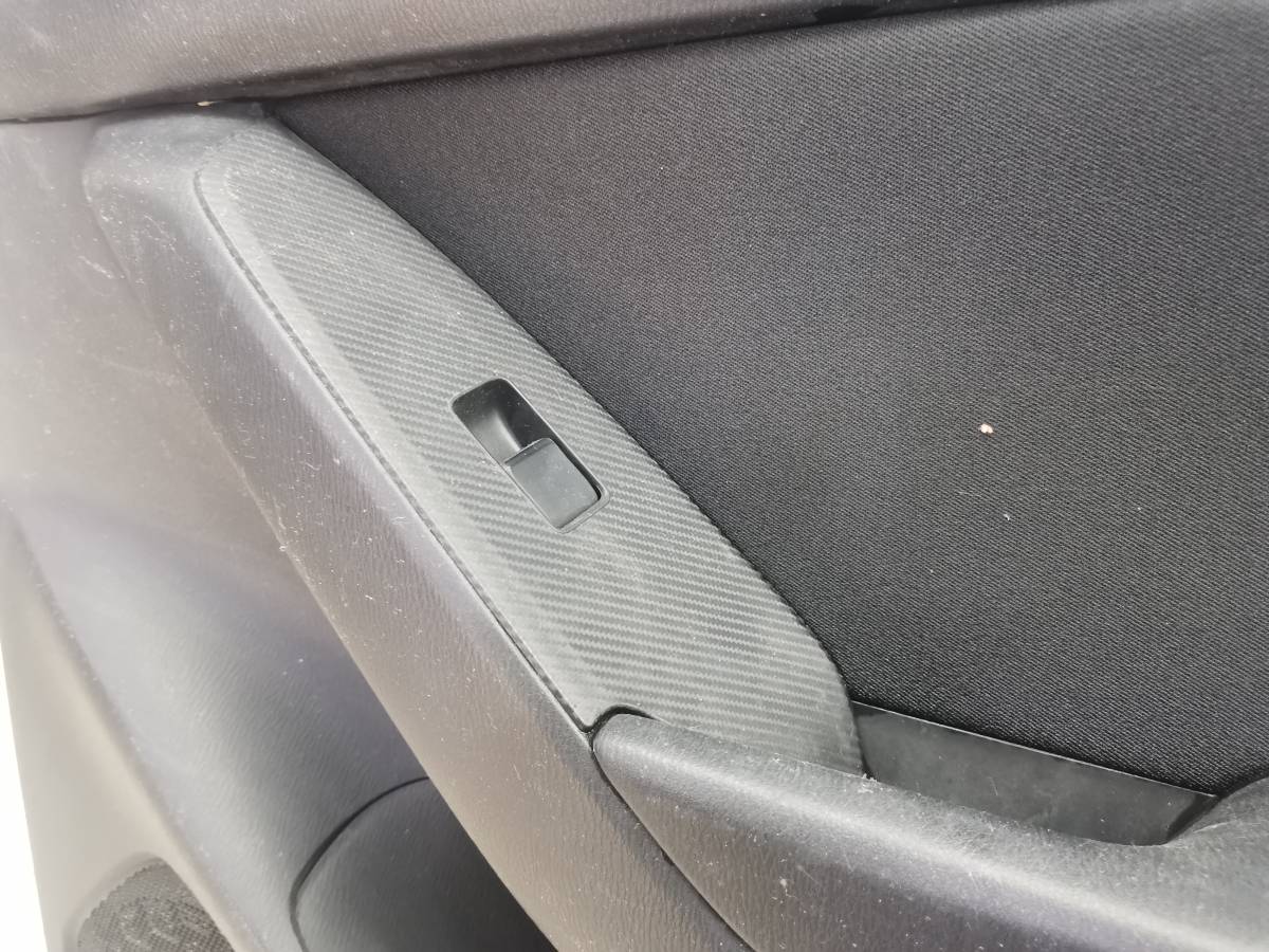 Обшивка двери задней правой Mazda Mazda 3 (BM) 2013-2016