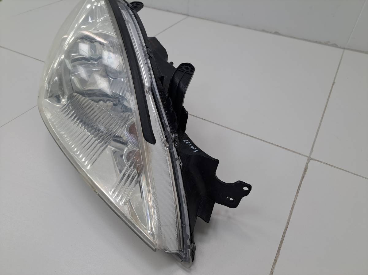 Фара правая Mitsubishi Lancer 9  (CS/Classic) 2000-2011