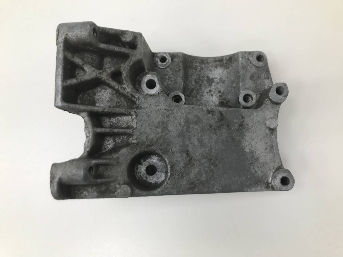 Кронштейн кондиционера Ford Focus 2 (DA) 2005-2008