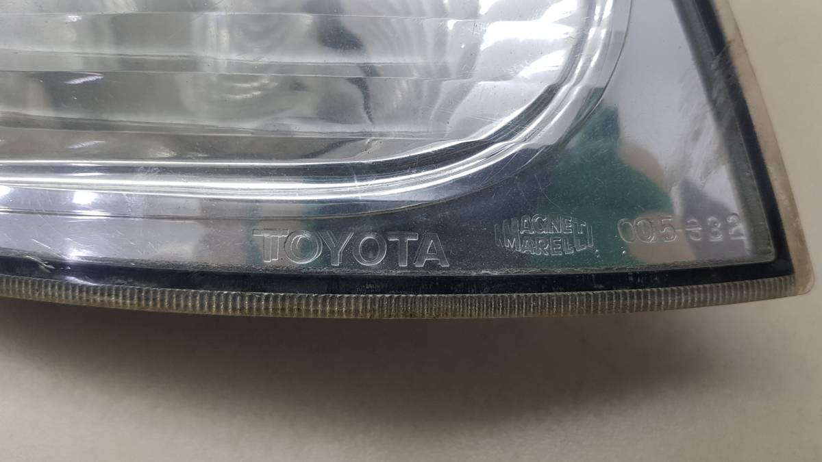 Указатель поворота правый Toyota Caldina (T210) 1997-2002