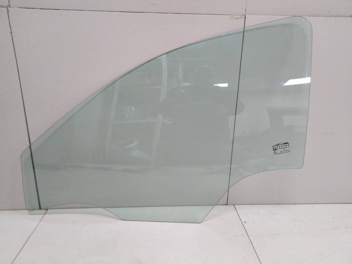 Стекло двери передней левой Chevrolet Cobalt (T250) 2011-2015