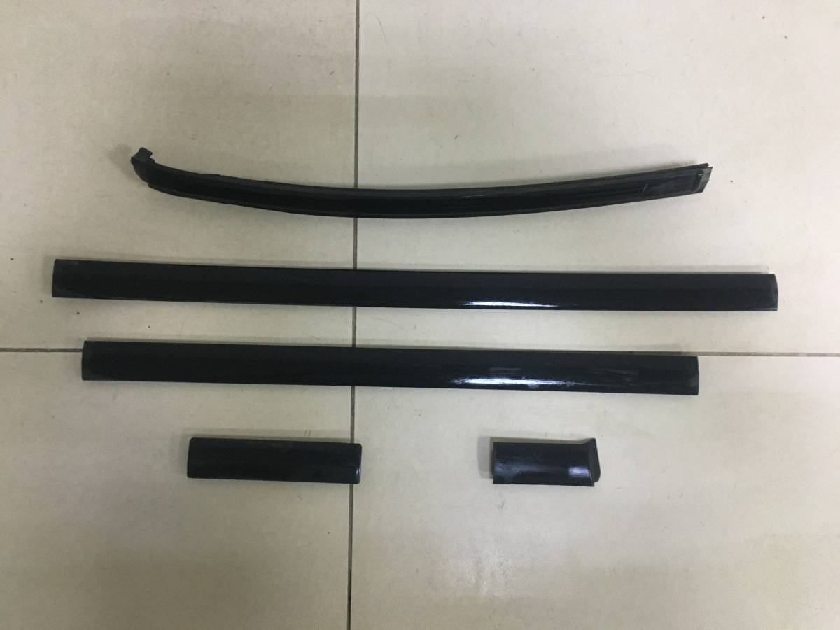 Молдинг крыши правый Toyota Rav 4 (A20) 2000-2005
