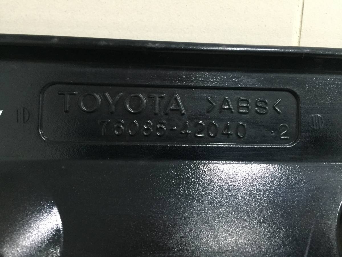 Спойлер (дефлектор) крышки багажника Toyota Rav 4 (A30) 2006-2013