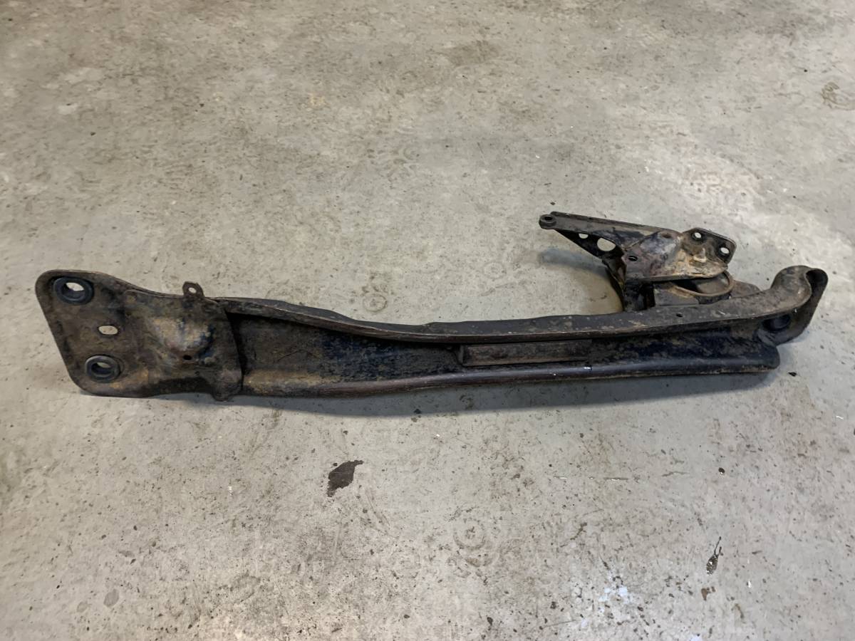 Балка подмоторная Nissan Almera (N16) 2000-2006