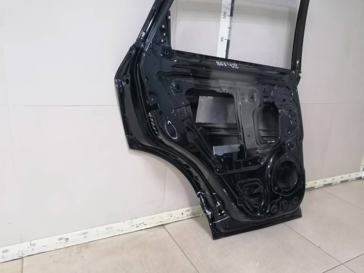 Дверь задняя левая Geely Coolray 2018