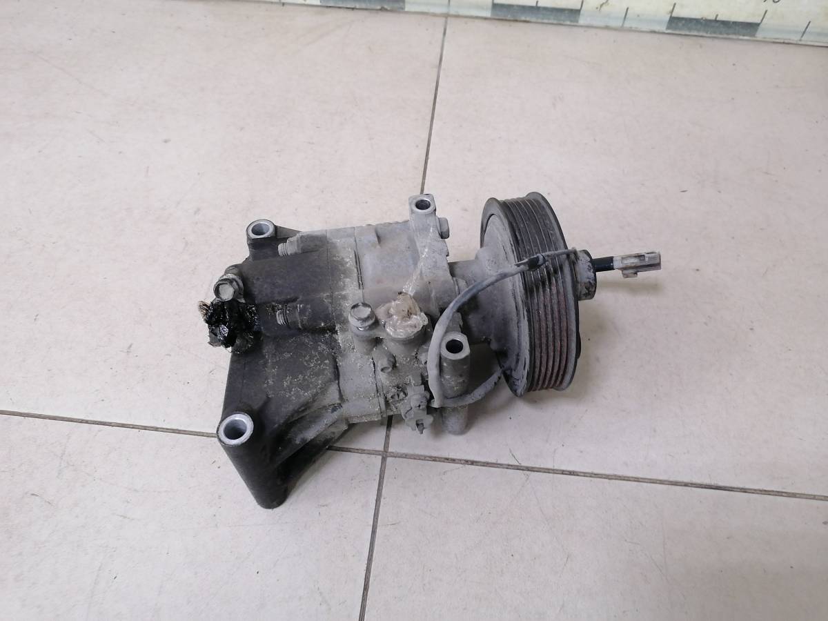 Компрессор системы кондиционирования Mazda Demio DE 2007-2011