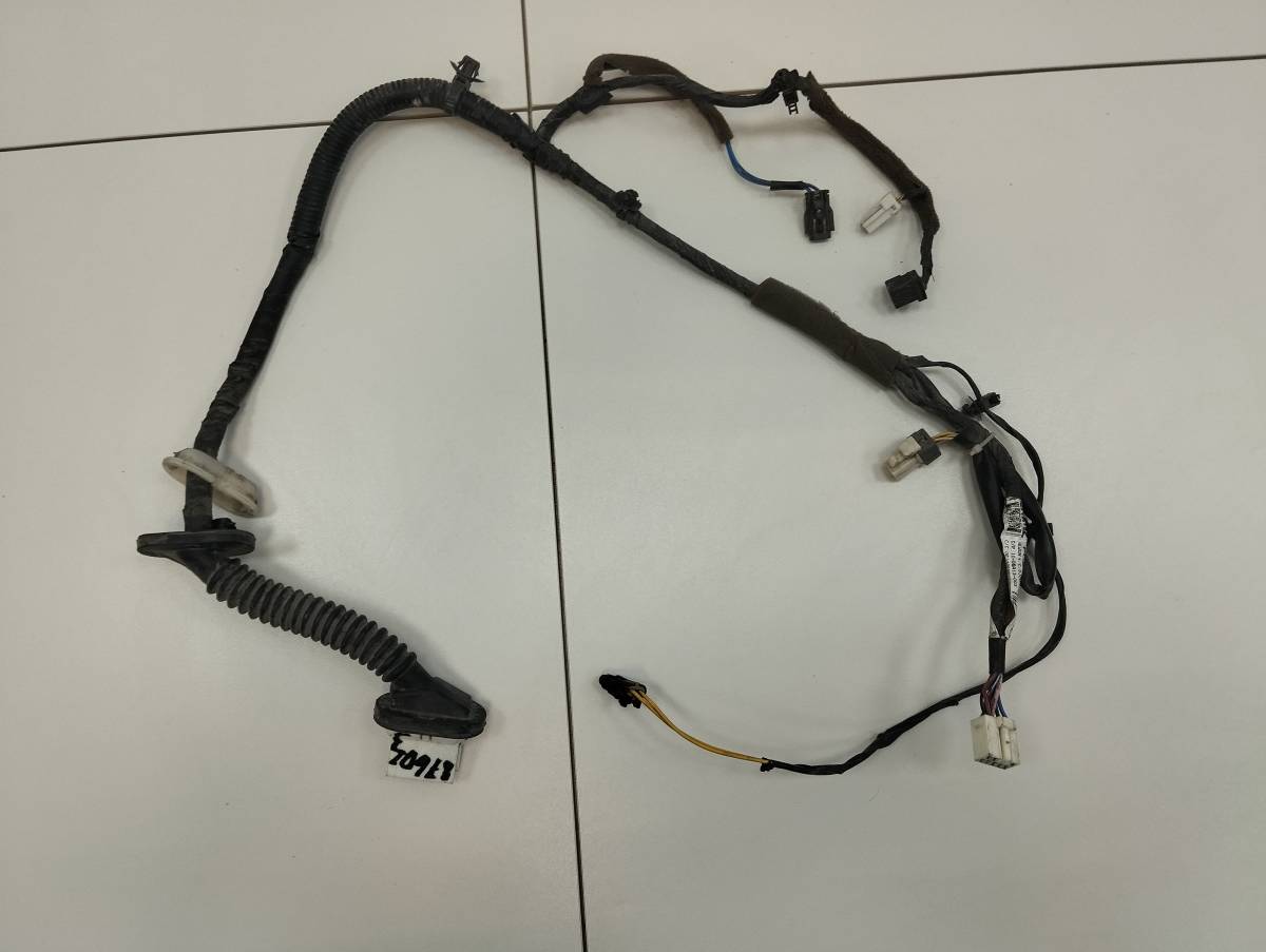 Проводка двери Kia Spectra 2001-2011