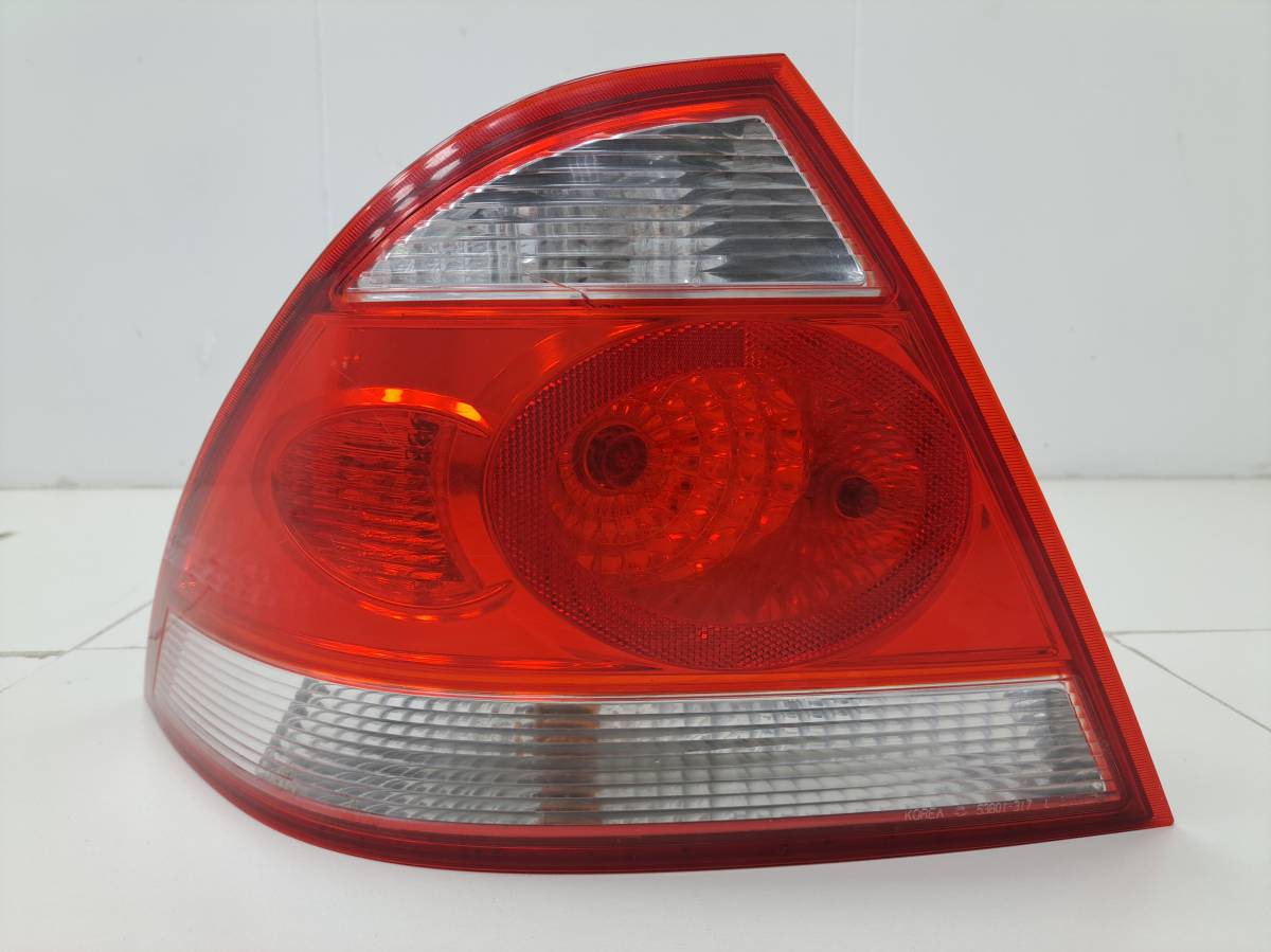 Фонарь задний левый Nissan Almera Classic (B10) 2006-2013