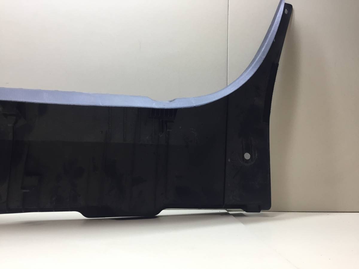 Накладка замка багажника Mazda Mazda 3 (BM) 2013-2016