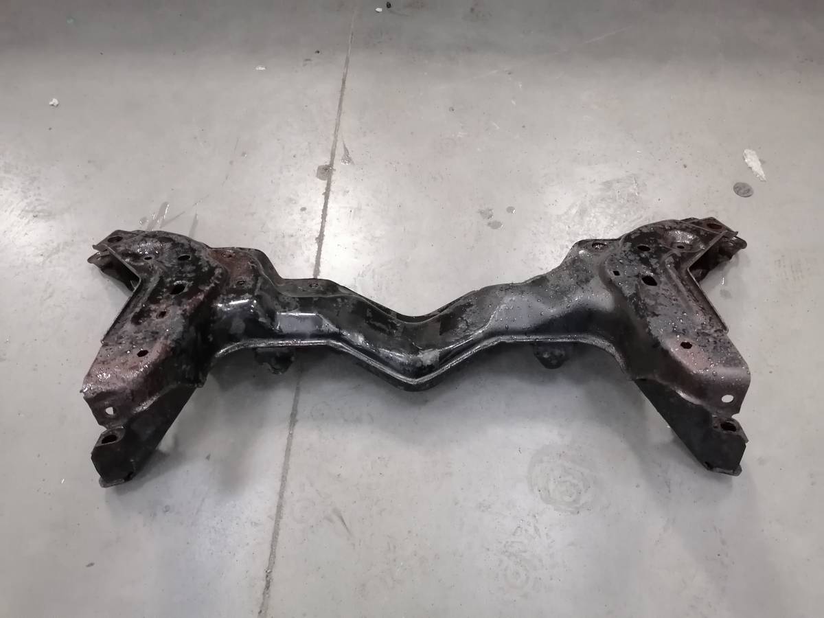 Балка подмоторная Ford Fiesta 1996-2001