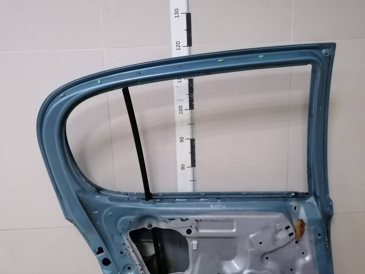 Дверь задняя левая Toyota Vitz (P10) 1999-2005
