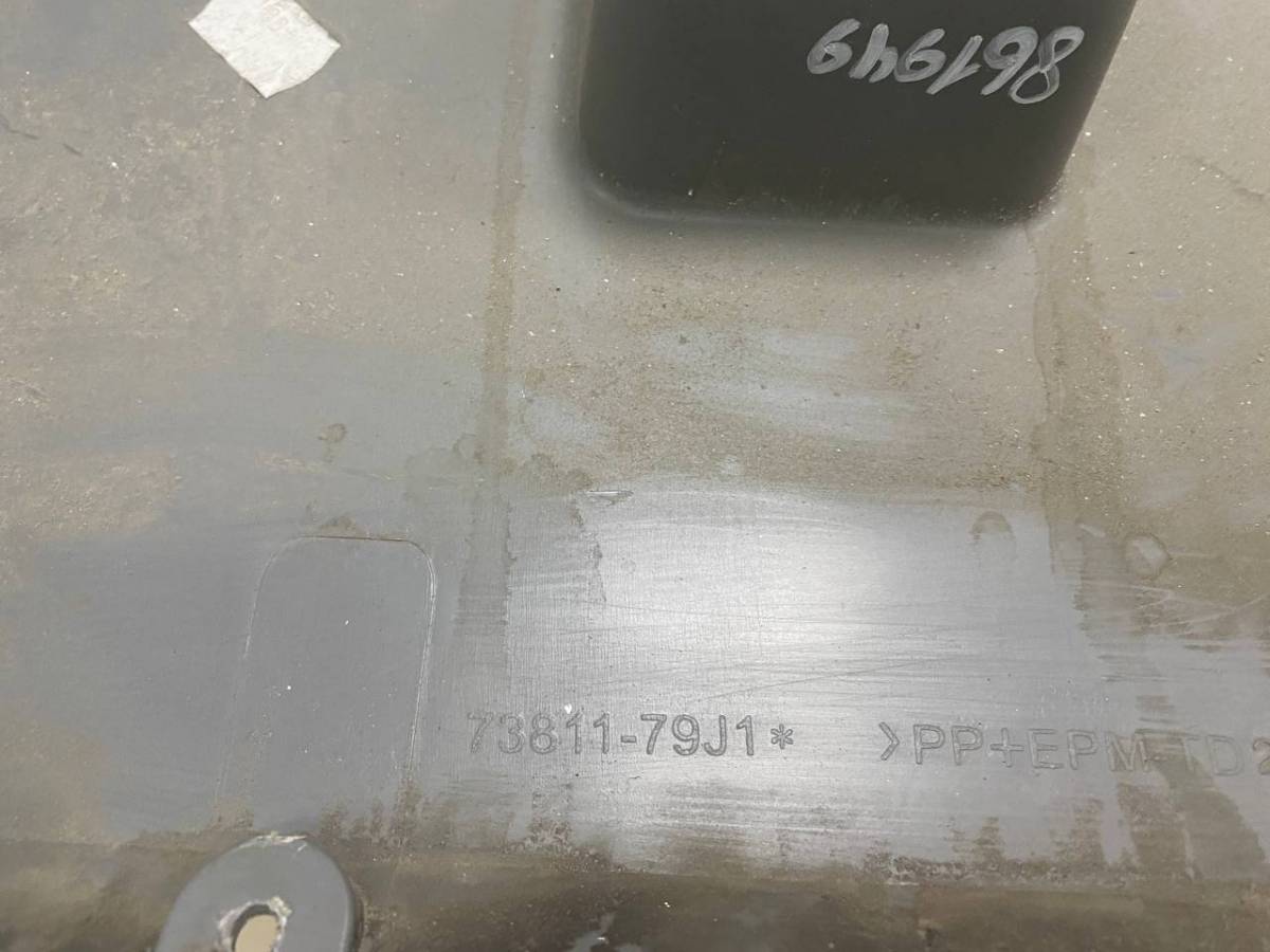 Накладка (кузов внутри) Suzuki SX4 2006-2013