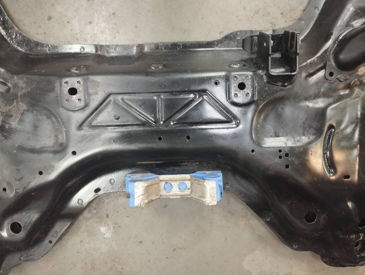 Балка подмоторная Citroen C4 2011>