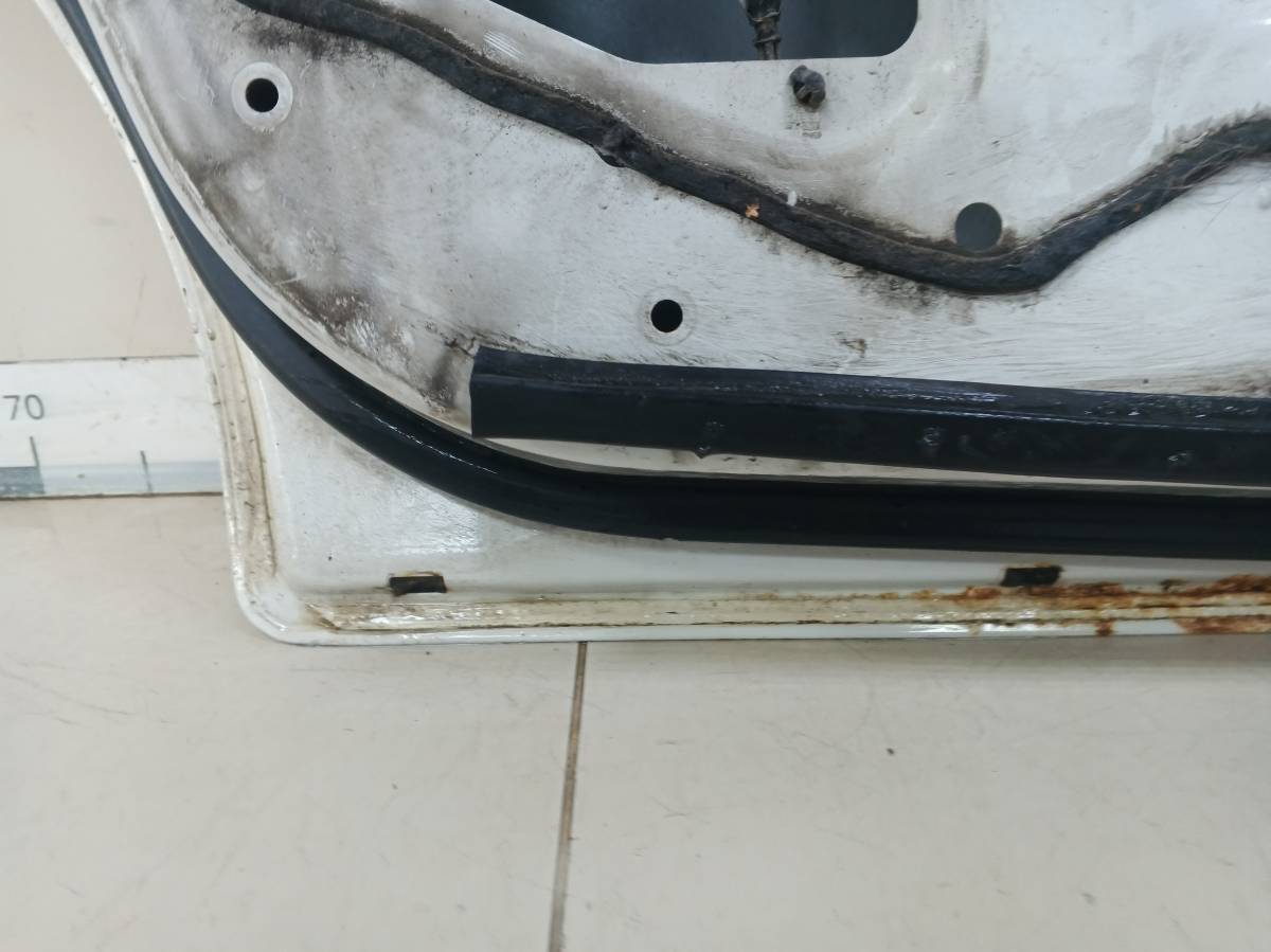 Дверь задняя левая Mazda Capella (GF, GW) 1997-2002