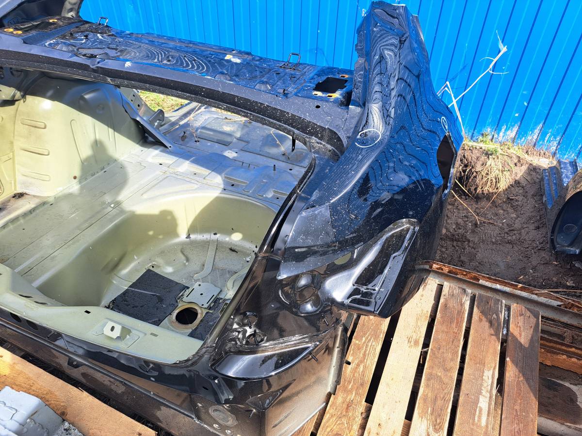 Крыло заднее правое Citroen C4 2011>