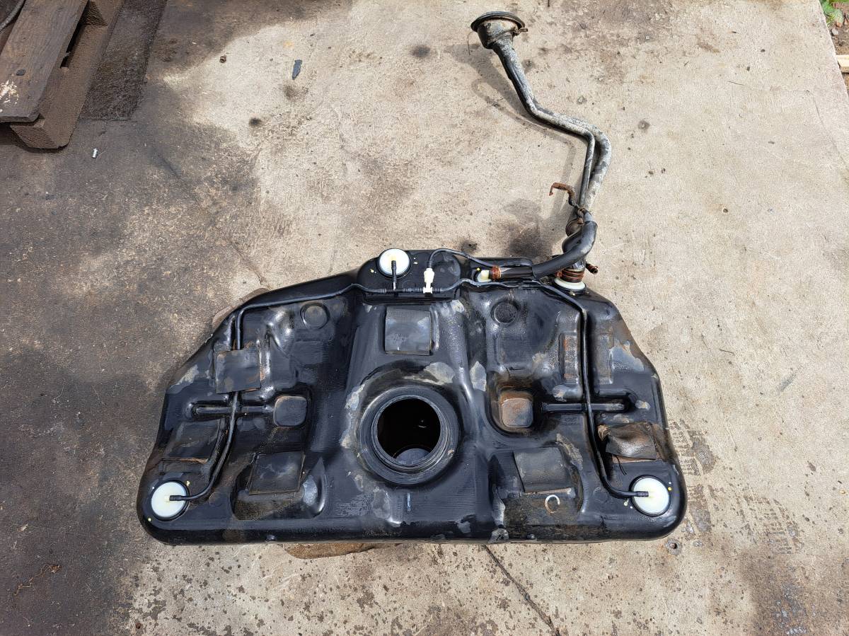 Бак топливный Nissan Almera Classic (B10) 2006-2013