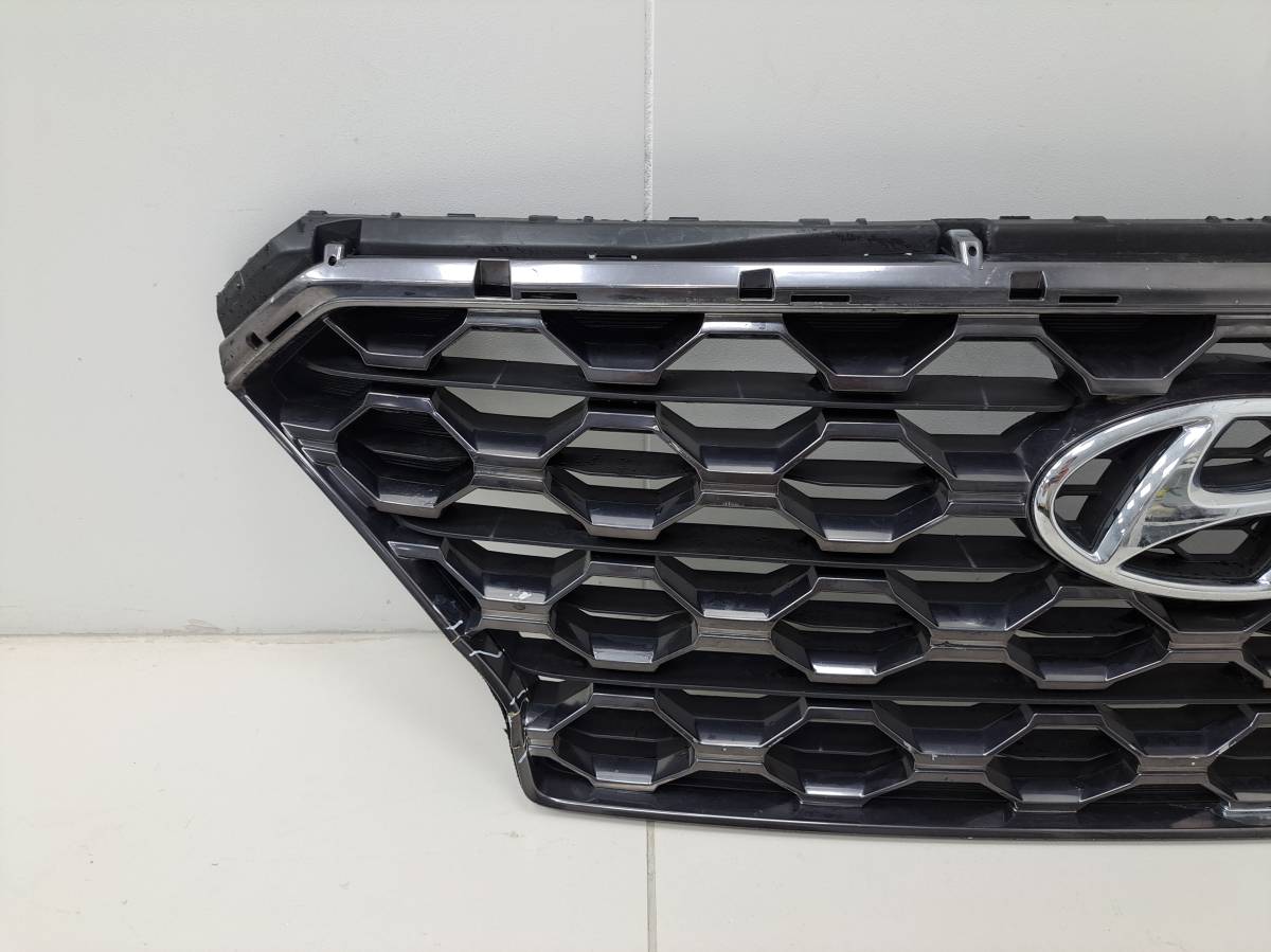 Решетка радиатора Hyundai Santa Fe (TM) 2018>