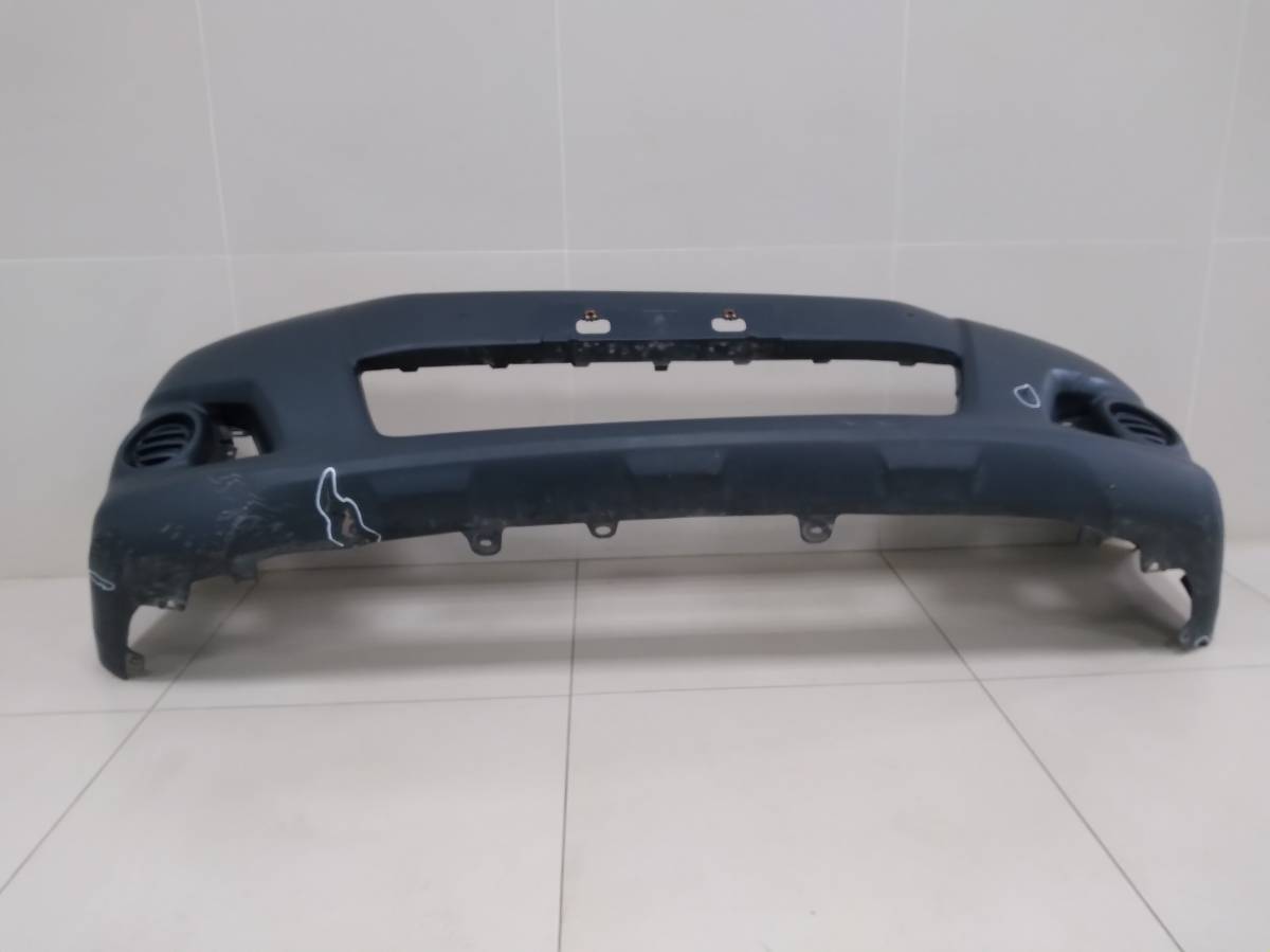 Бампер передний Toyota Hilux (AN10,AN20,AN30) 2011-2015 Бампер передний Toyota Hilux (AN10,AN20,AN30) 2011-2015