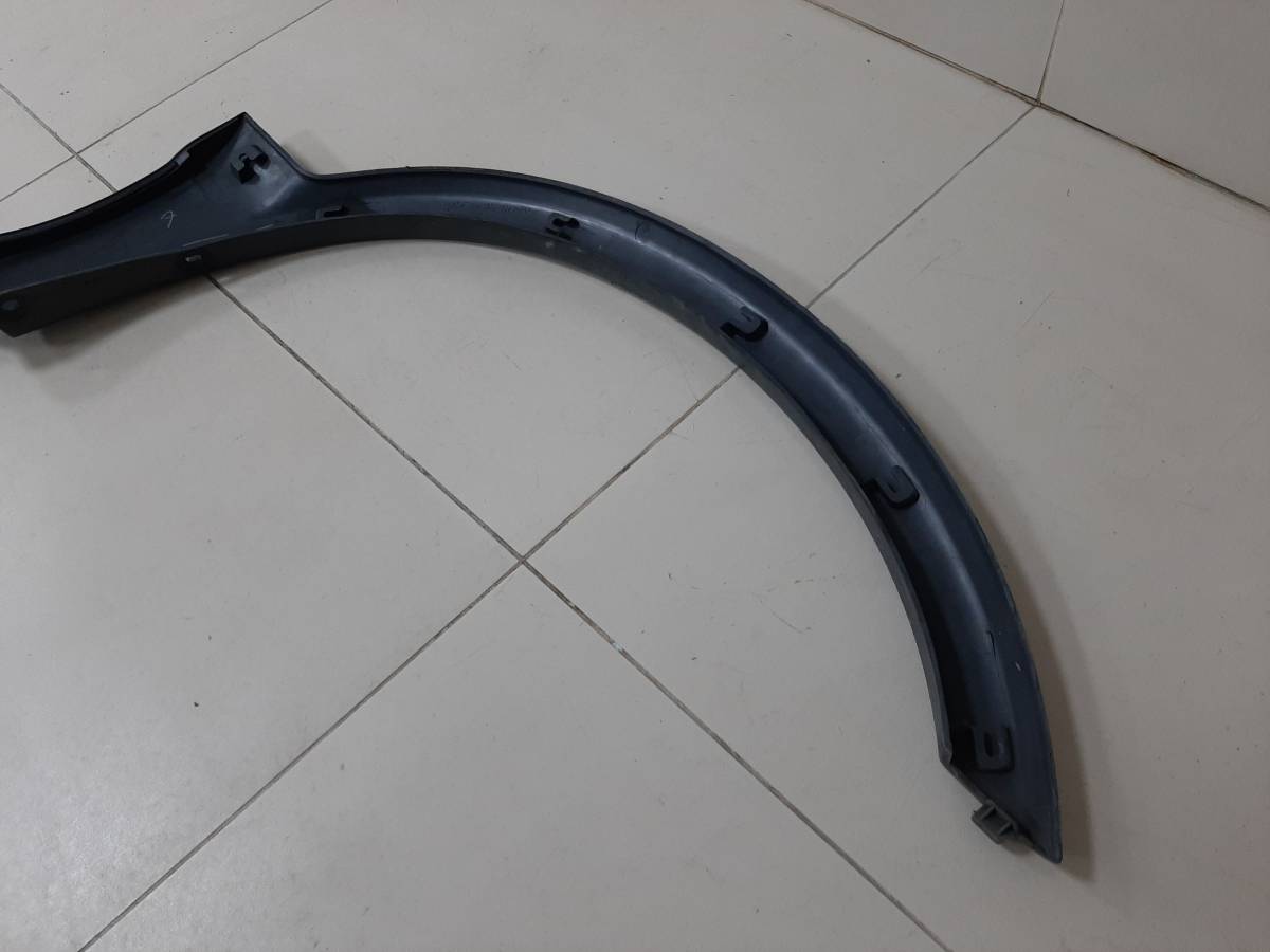 Накладка переднего крыла левого Subaru Legacy (B12) 1998-2003