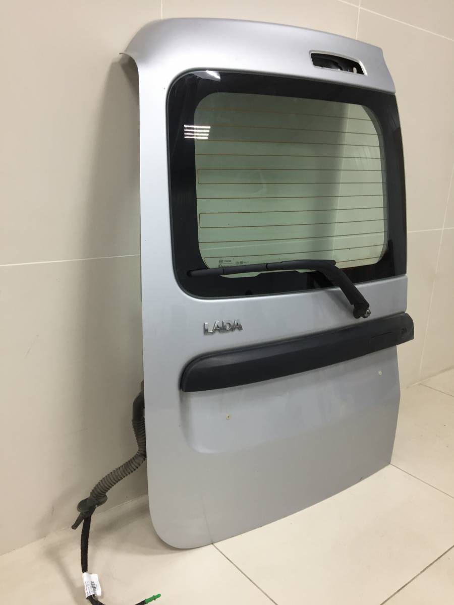 Дверь багажника со стеклом Lada Largus 2012>
