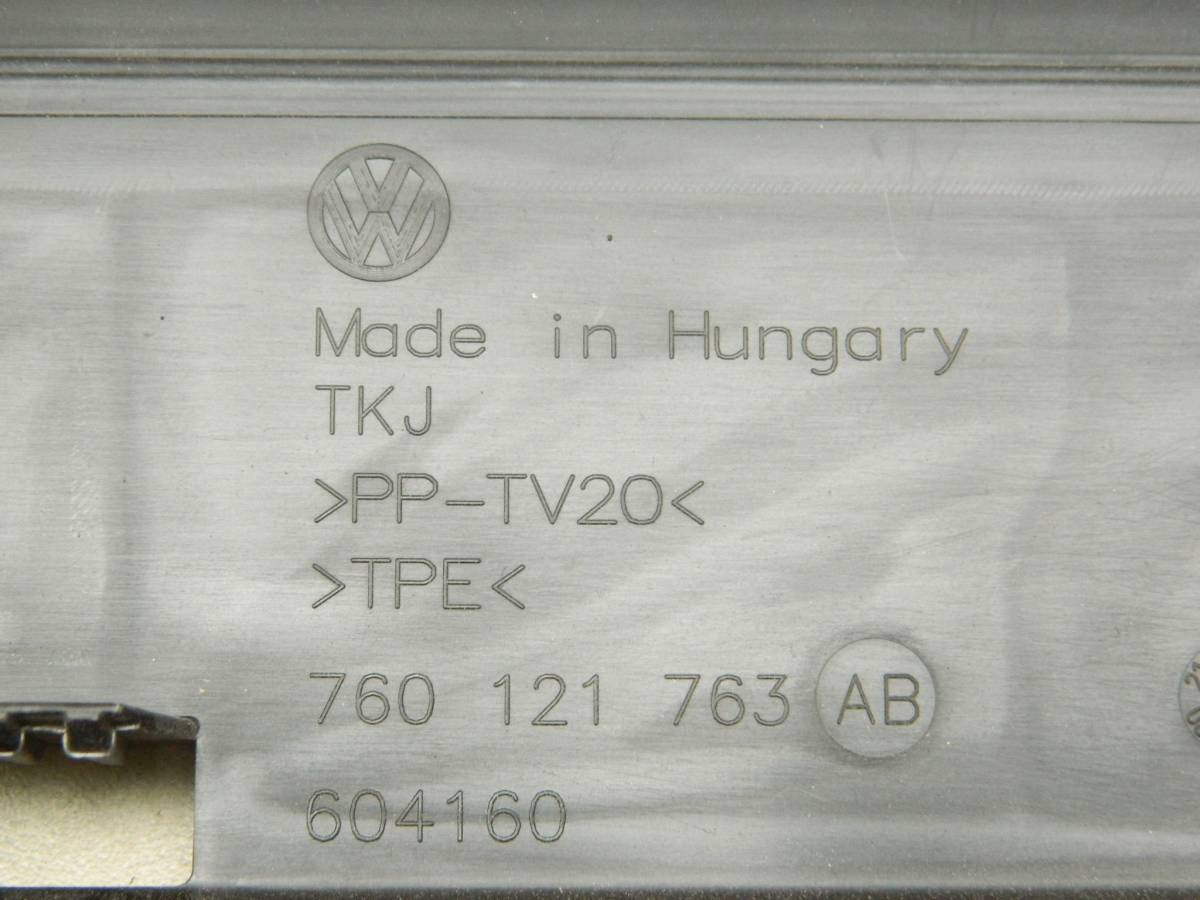 Накладка (кузов наружные) Volkswagen Touareg (CR) 2018>