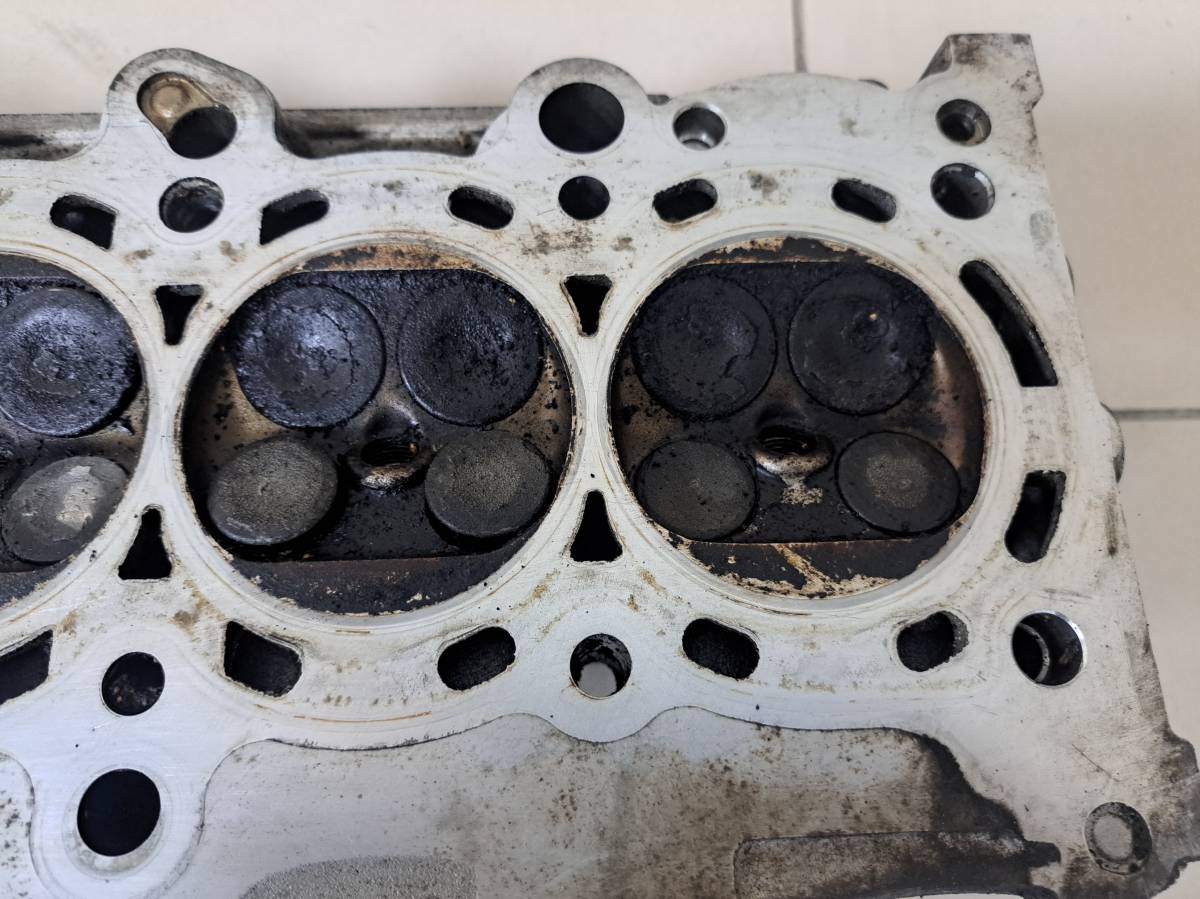 Головка блока цилиндров Honda Civic 4D 2006-2012