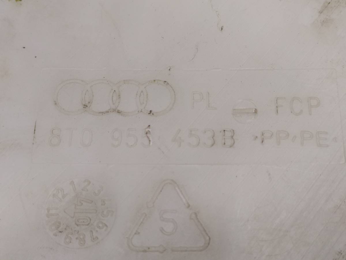 Бачок омывателя лобового стекла Audi A4 (B8) 2007-2015