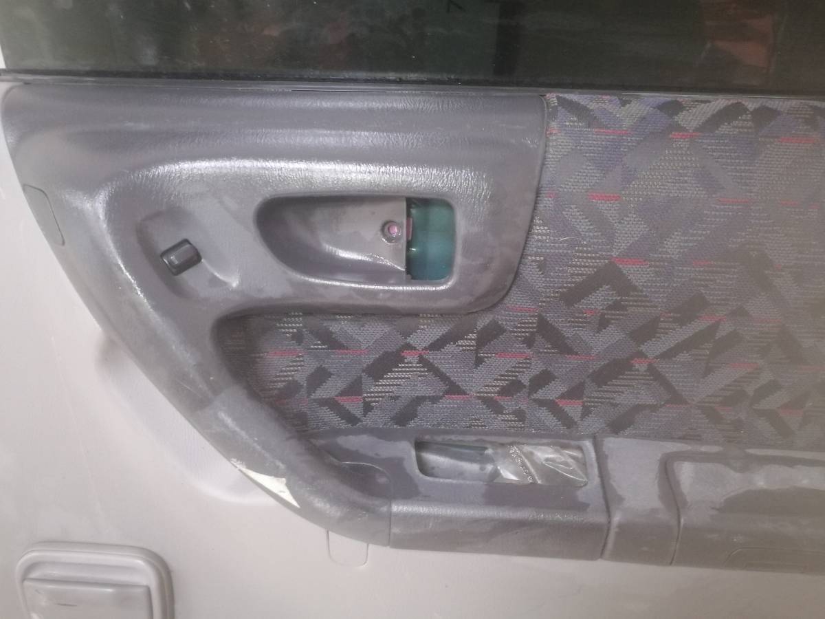 Дверь задняя правая Subaru Forester (S10) 1997-2000