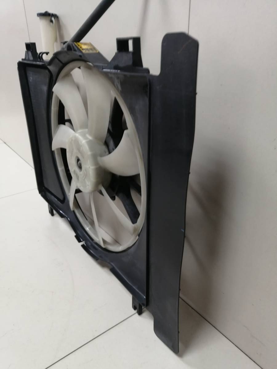 Вентилятор радиатора Toyota Vitz P90 2005-2011