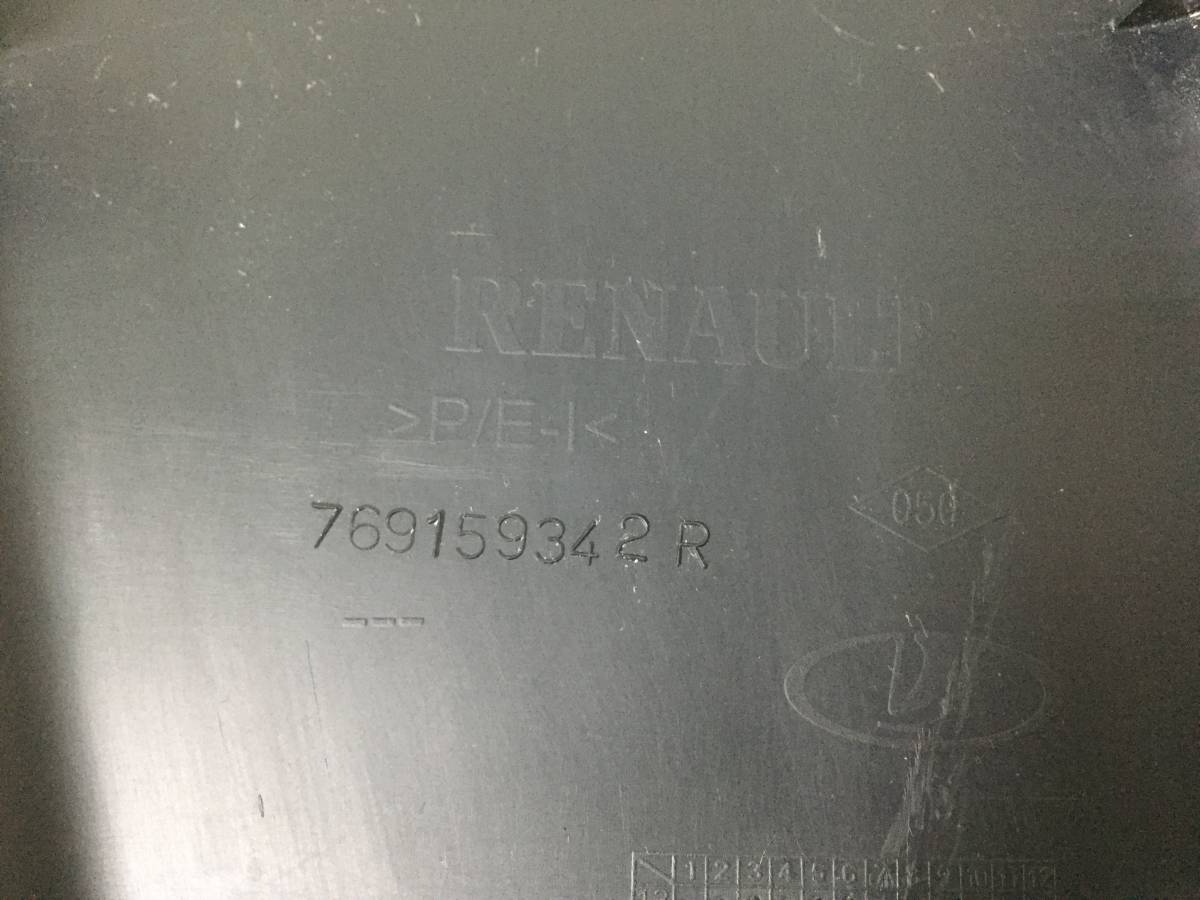 Обшивка стойки Renault Logan (2) 2014>