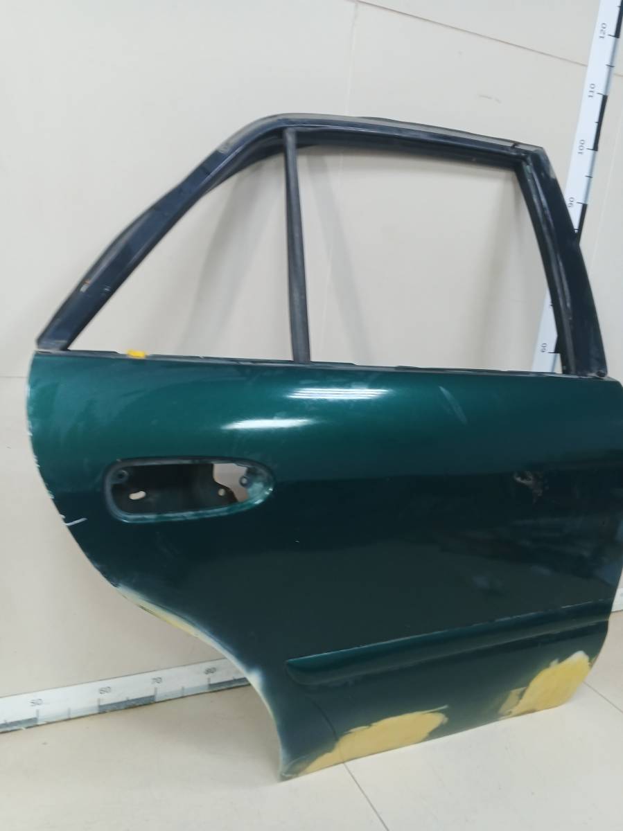 Дверь задняя правая Mazda Capella (GF, GW) 1997-2002