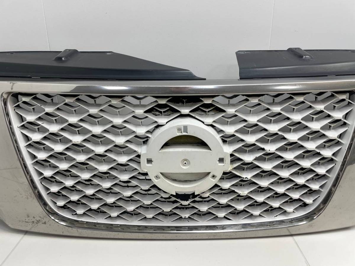 Решетка радиатора Nissan Patrol (Y62) 2010>