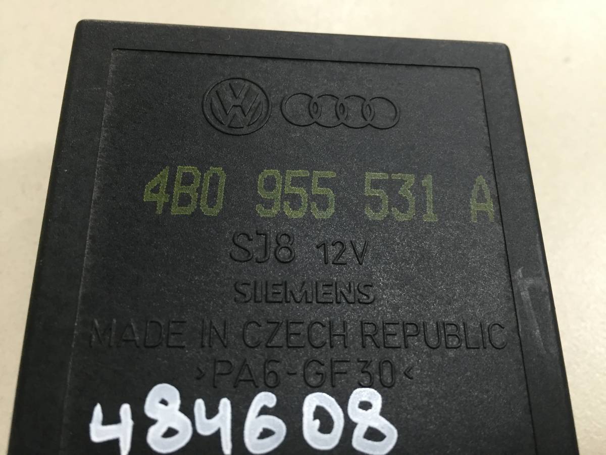 Реле стеклоочистителей Audi A4 (B5) 1994-2001