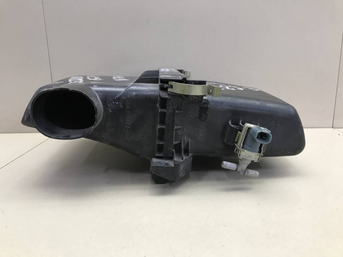 Корпус воздушного фильтра Toyota Vitz (P10) 1999-2005