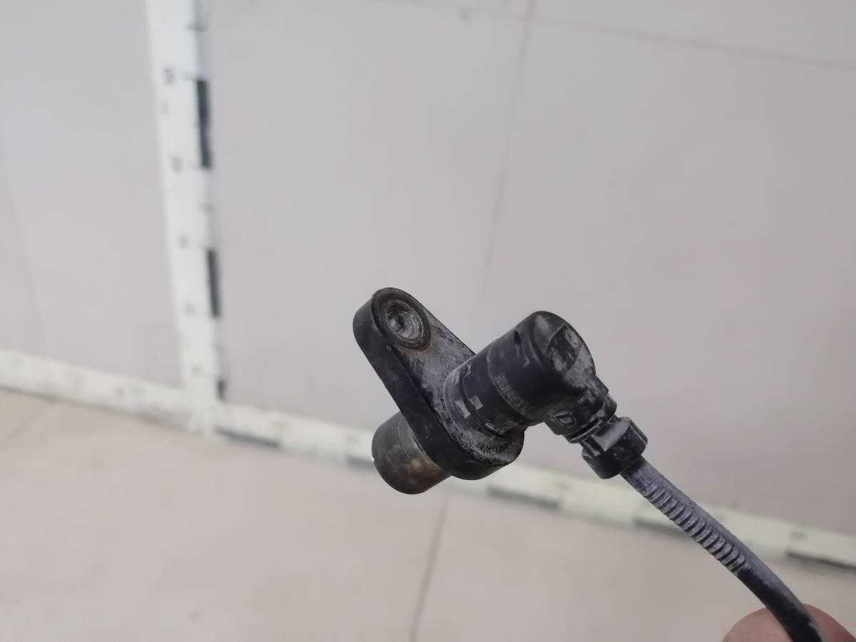 Датчик ABS передний Toyota Camry (XV30) 2001-2006