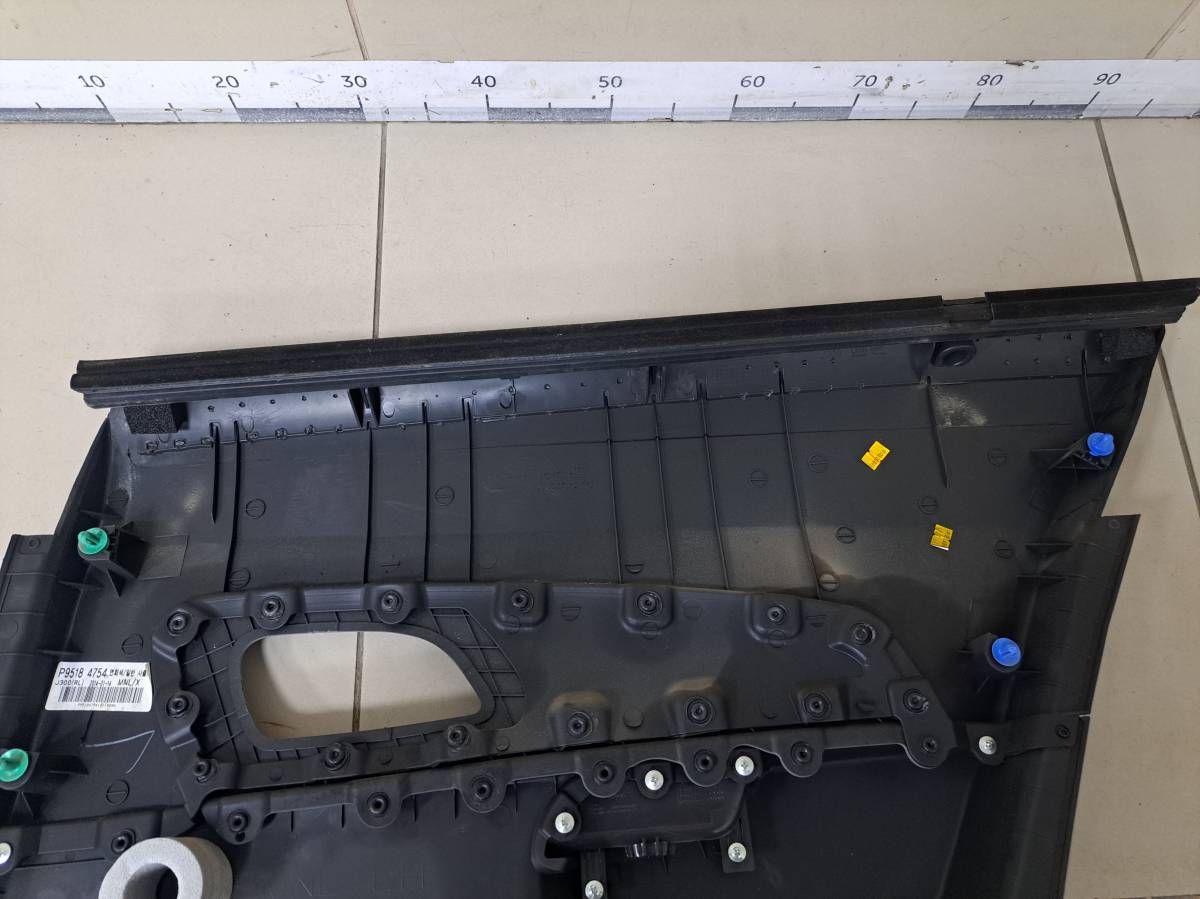 Обшивка двери задней левой Chevrolet Cruze (J300) 2009-2016 Обшивка двери задней левой Chevrolet Cruze (J300) 2009-2016