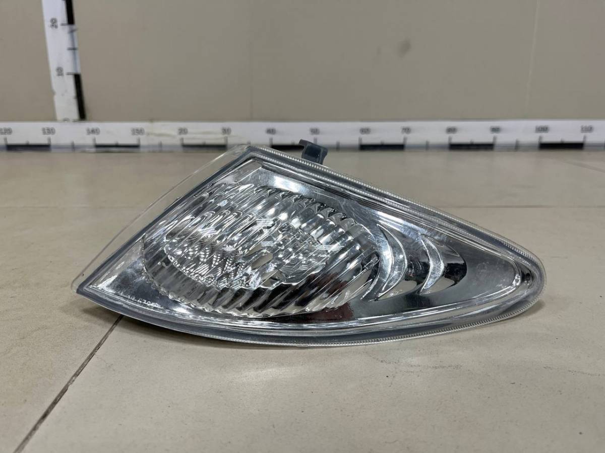 Указатель поворота левый Mazda Premacy (CP) 1999-2005